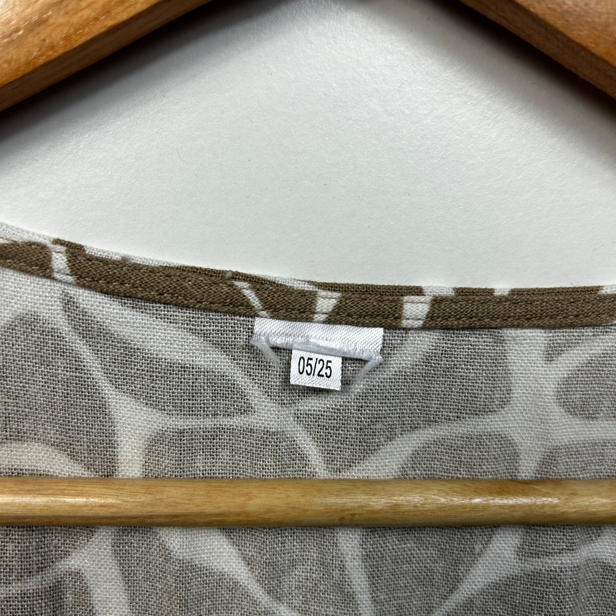 Anko Brown Floral Top - Size 20/22