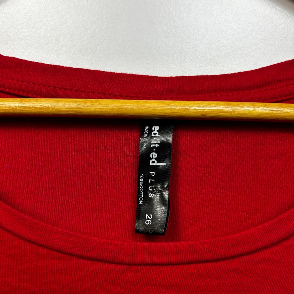 Ed-it-ed Red Plus Size Christmas Cotton Tee - Size 26