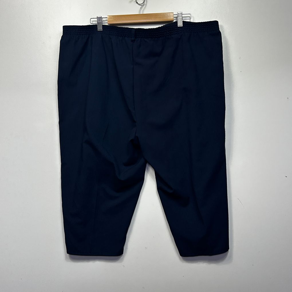 Millers Navy Plus Size Cropped Pants - Size 22