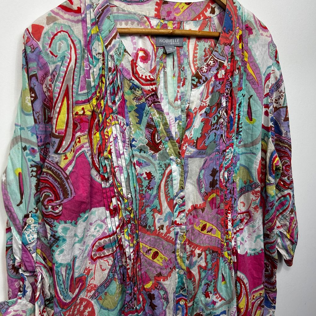 Nouvelle Multicoloured Plus Size Cotton Top - Size 18