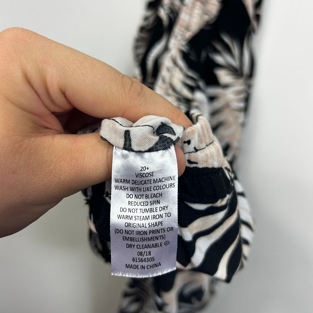 Belle Curve Black Plus Size Floral Pants - Size 20