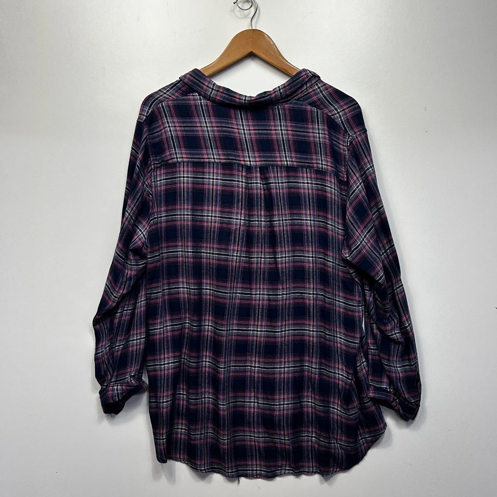 Millers Navy Check Shirt - Size 20