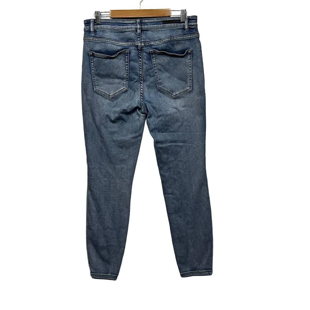 Decjuba Blue Jeans - Size 18