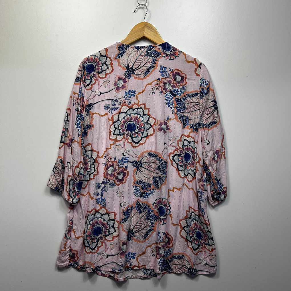 Virtuelle Pink Floral Plus Size Top - Size 16