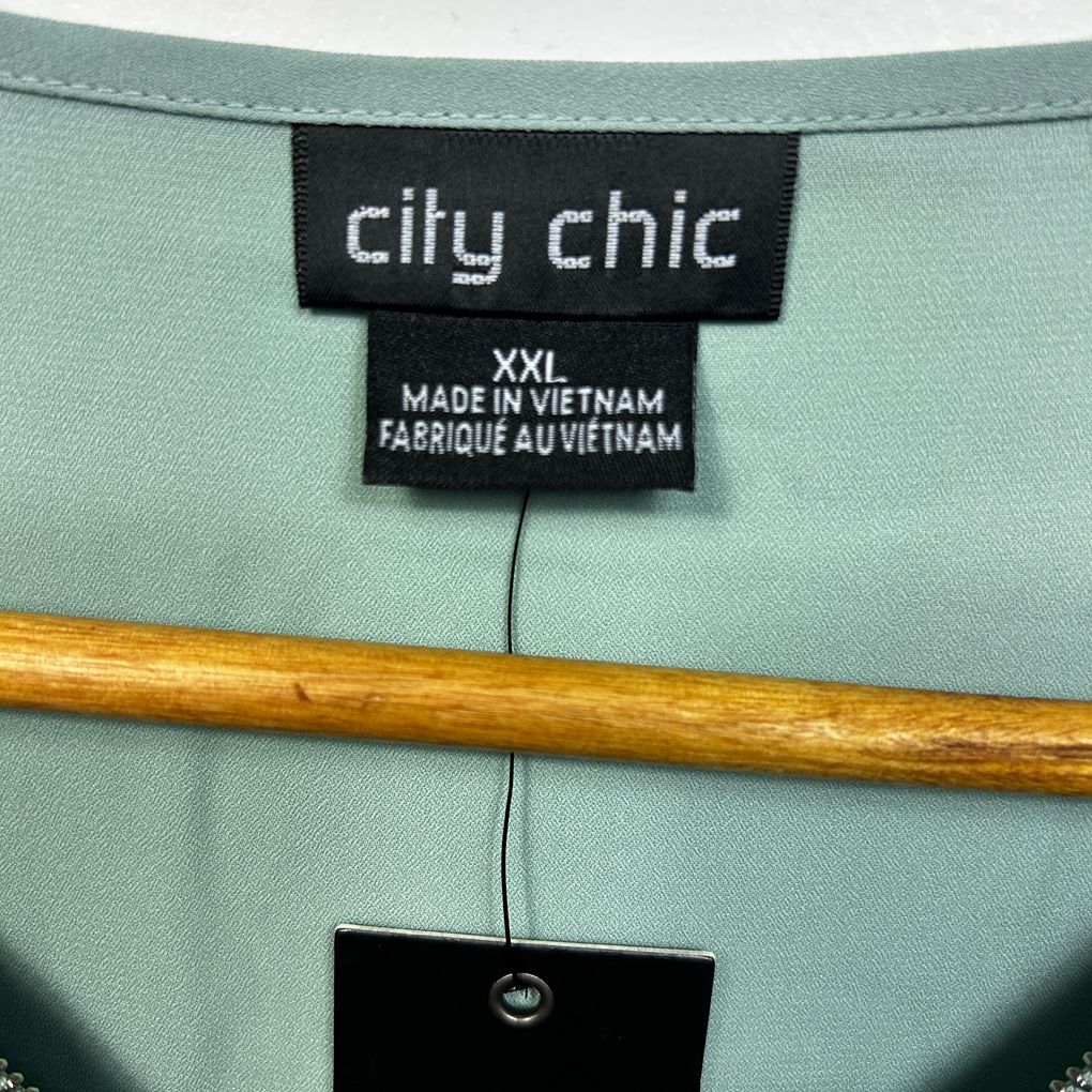 City Chic Green Top - Size 24/XXL