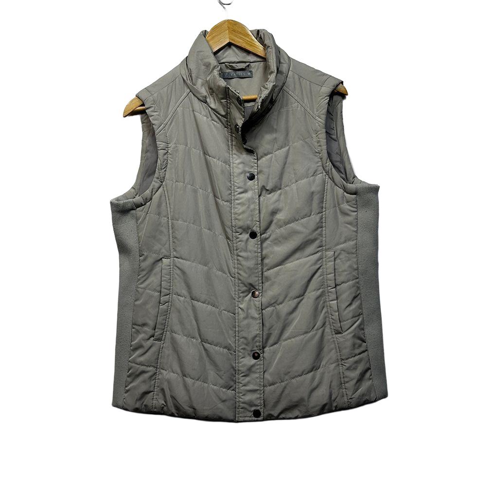 Katies Puffer Vest - Size 18