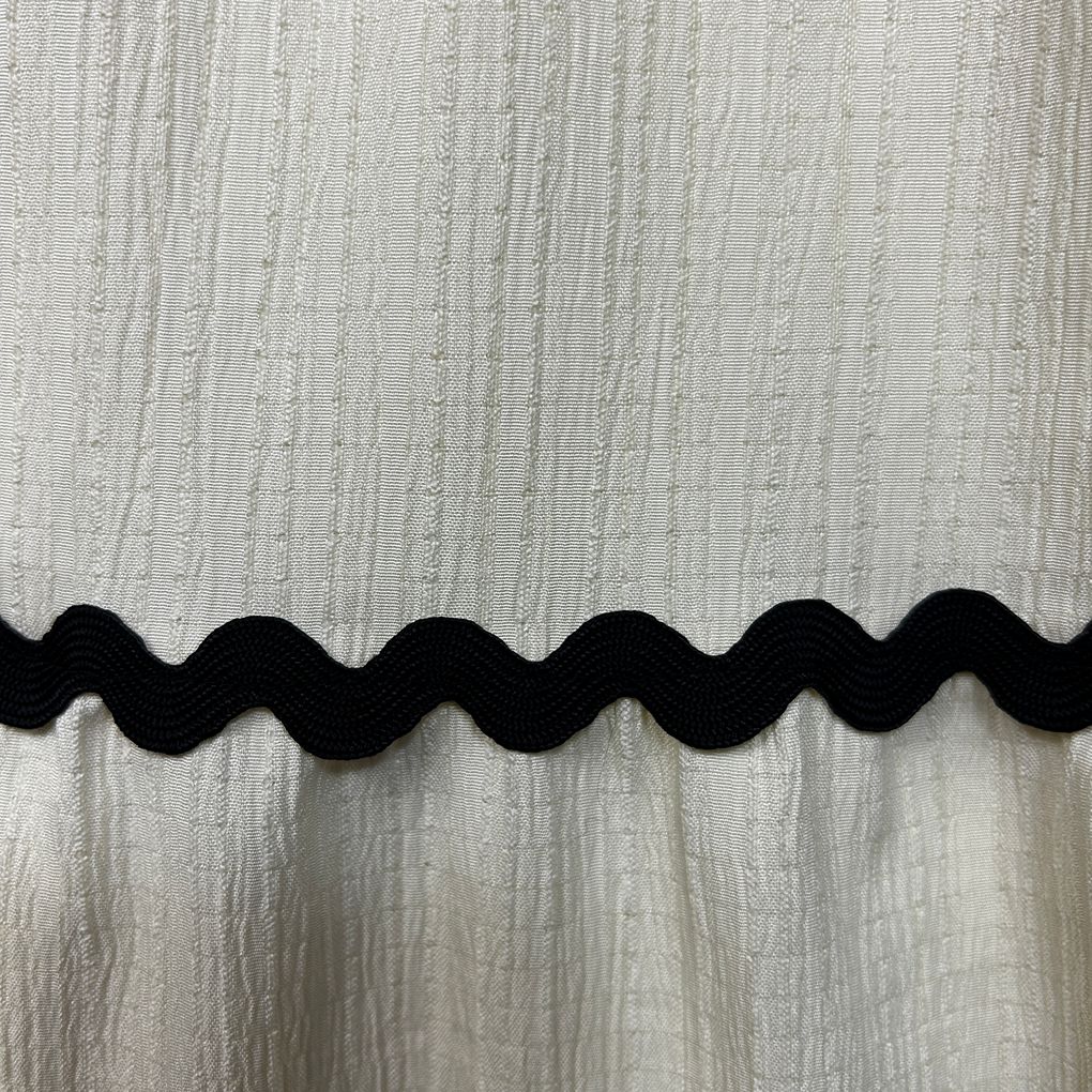 Shein Cream Skirt - Size XL