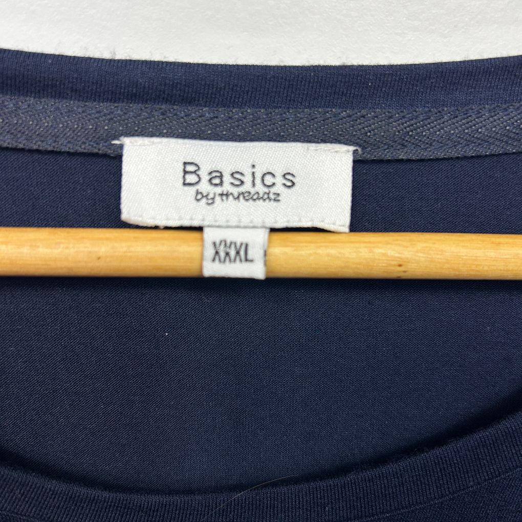 Basics by Threadz Navy Top - Size XXXL