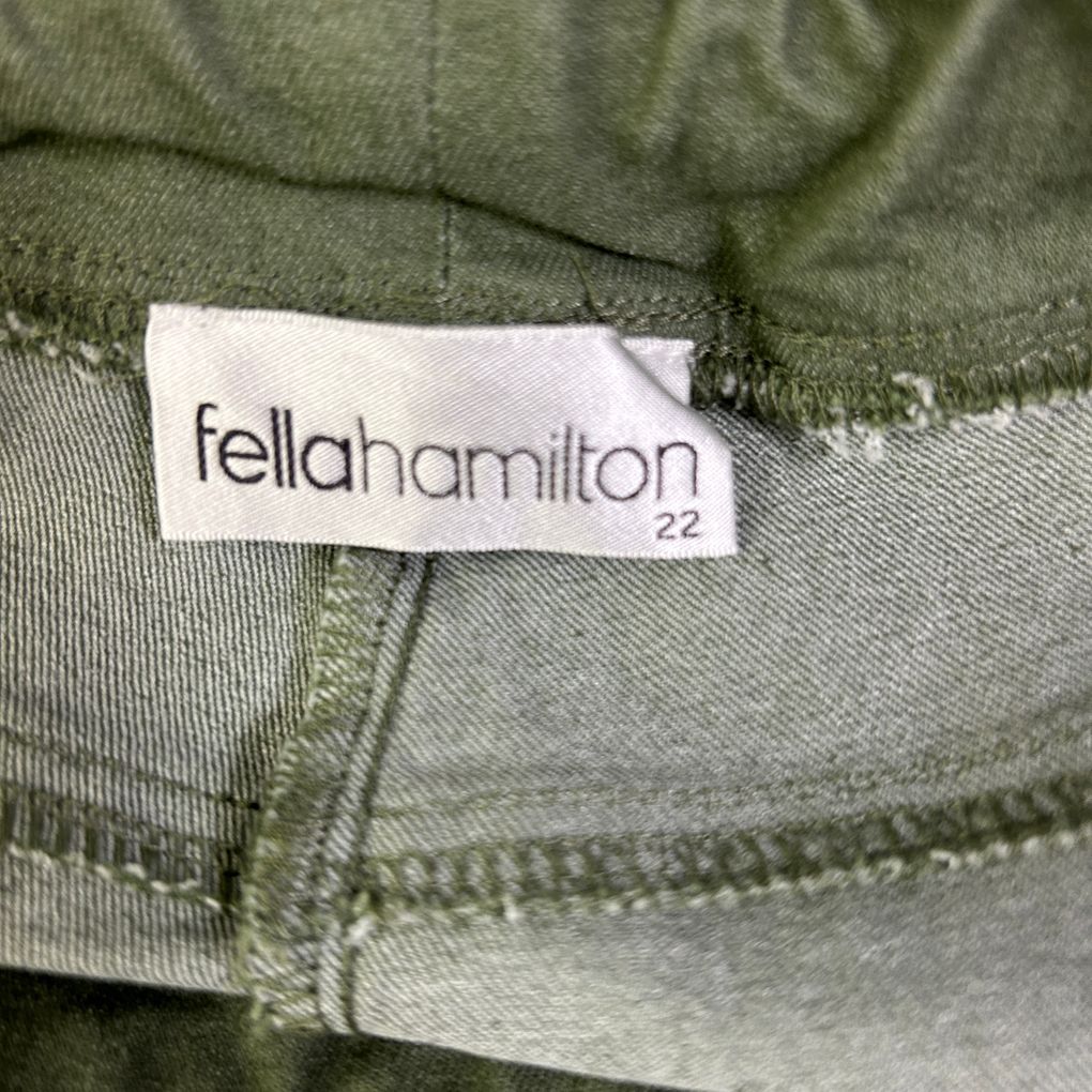 Fella Hamilton Green Cotton Pants - Size 22