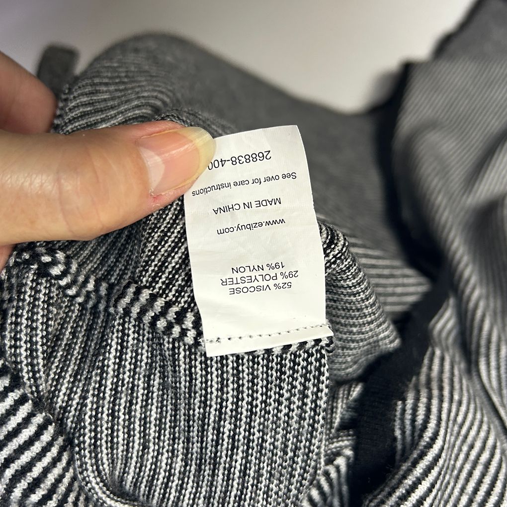 Capture Grey Striped Top - Size 20/L