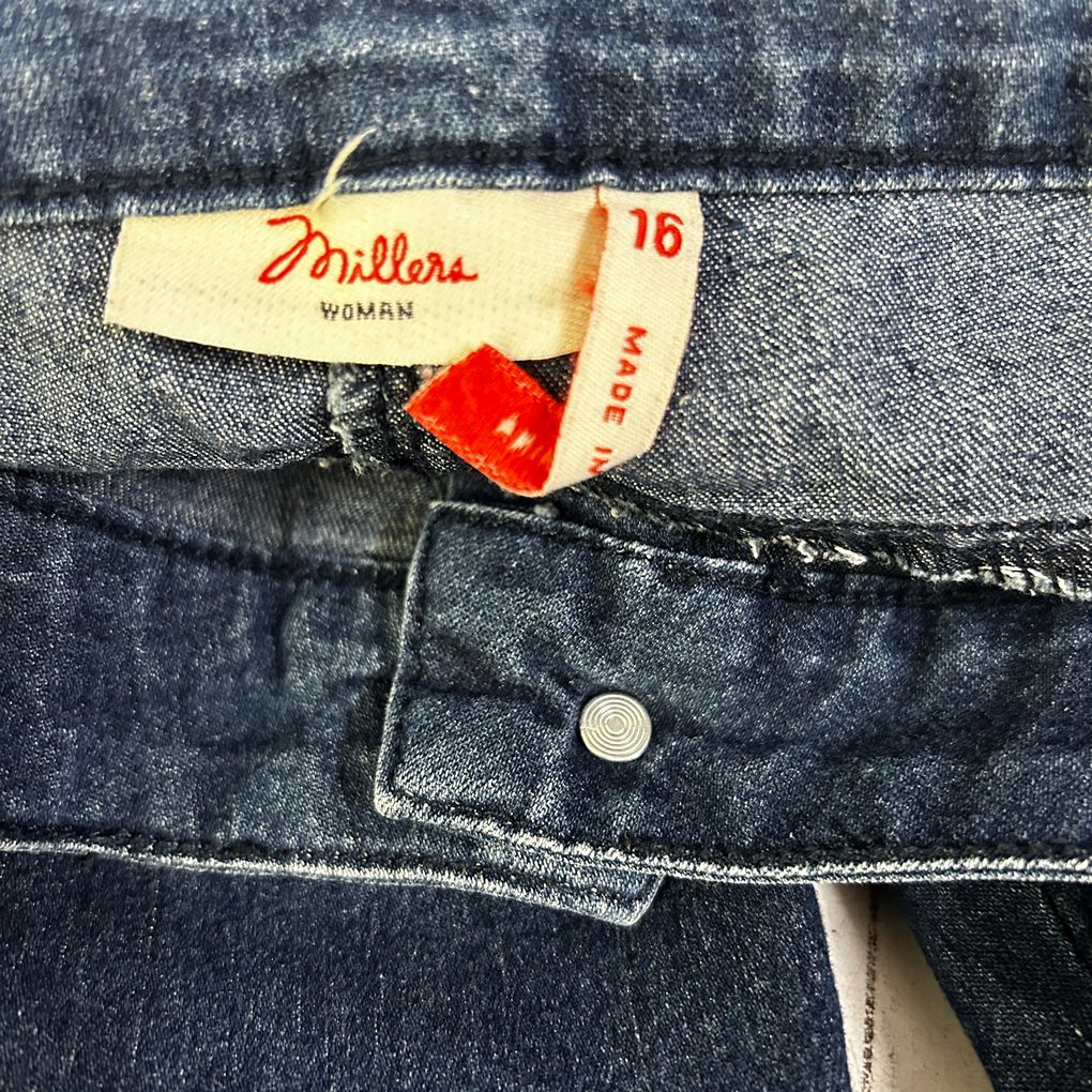 Millers Dark Wash Jeans - Size 16