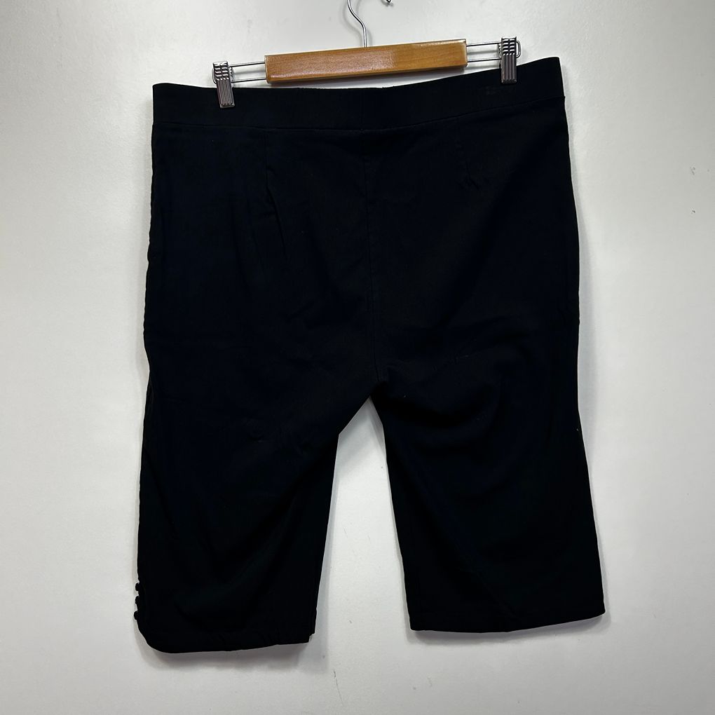 Millers Black Shorts - Size 18