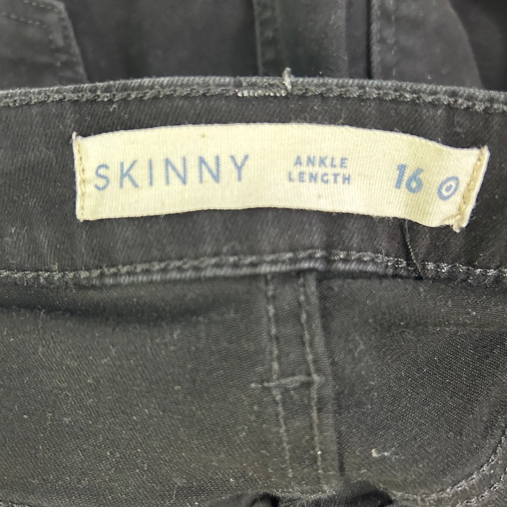 Target Black Skinny Jeans - Size 16