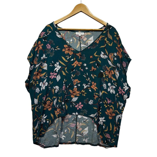 New U Collection Floral Top - Size 18