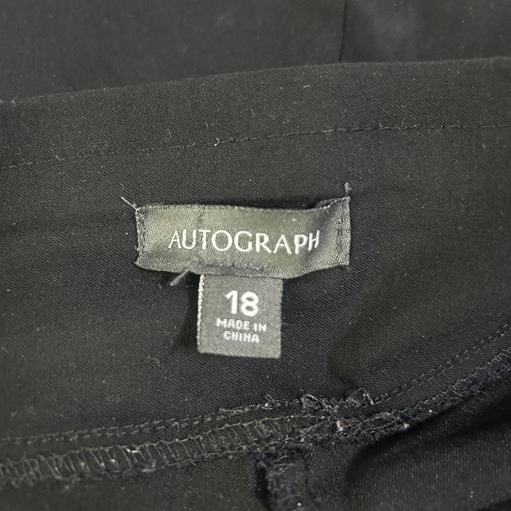 Autograph Black Shorts - Size 18