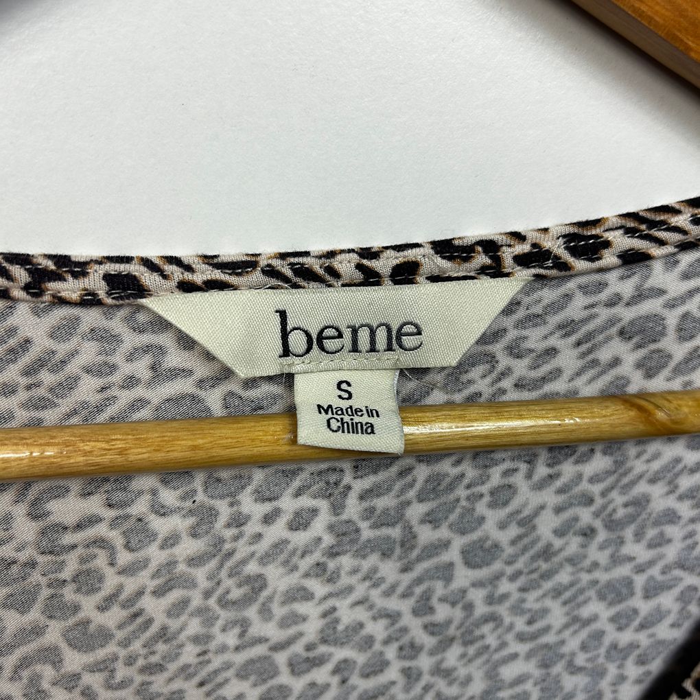 Beme Beige Leopard Print Plus Size Button Front Top - Size S/16
