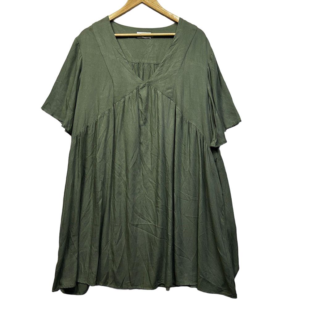 Proud Poppy Dress - Size 16