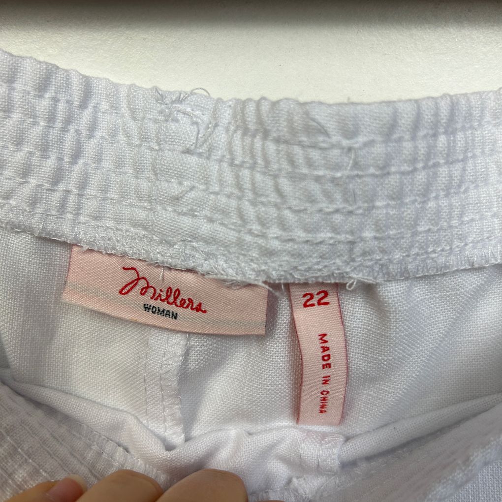 Millers White Plus Size Shorts - Size 22