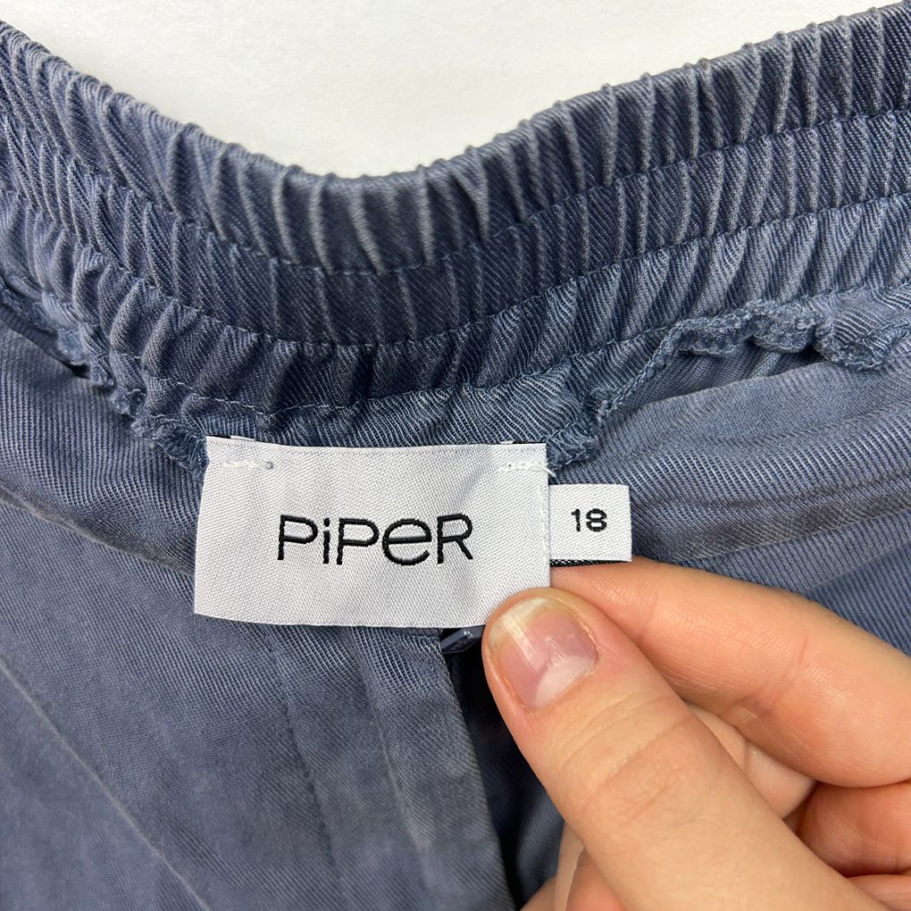 Piper Navy Plus Size Pants - Size 18 (fault - hem)