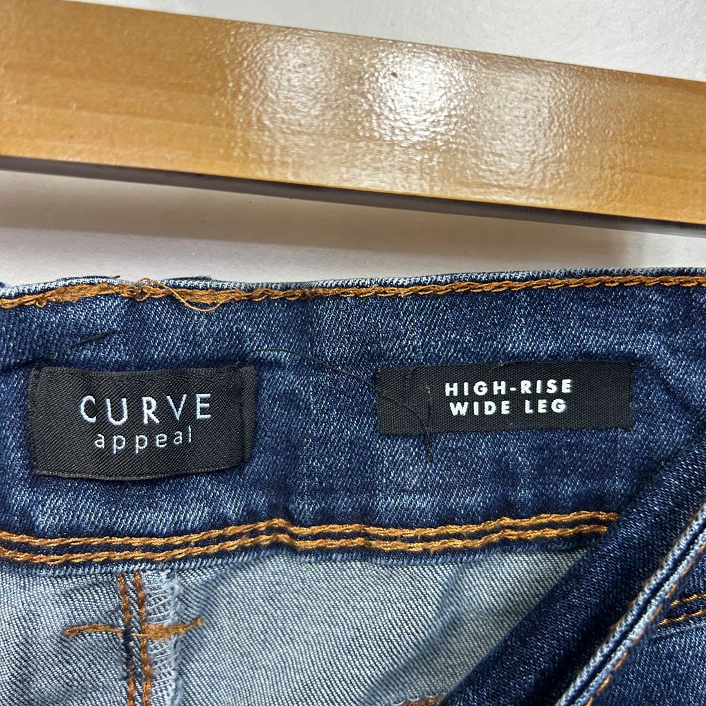 Curve Appeal Blue Wide Leg Jeans - Size 14/32