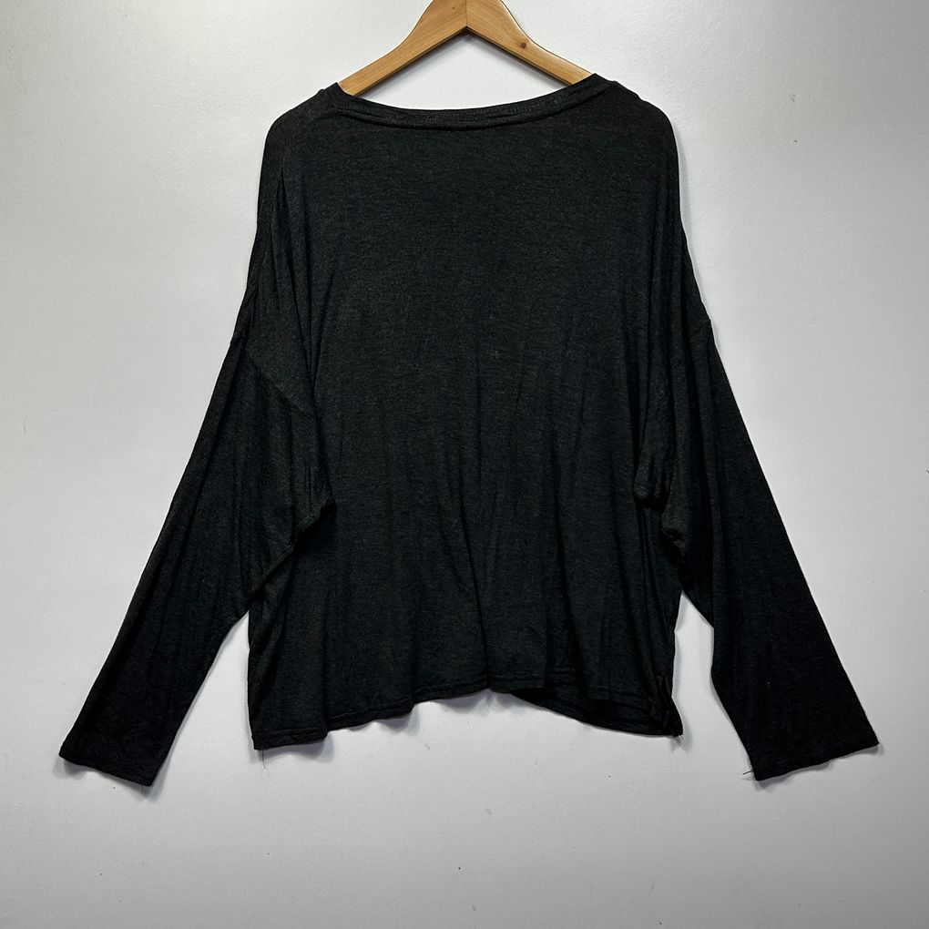 Brilliant Basics Be Kind  Charcoal Long Sleeve Top - Size 20