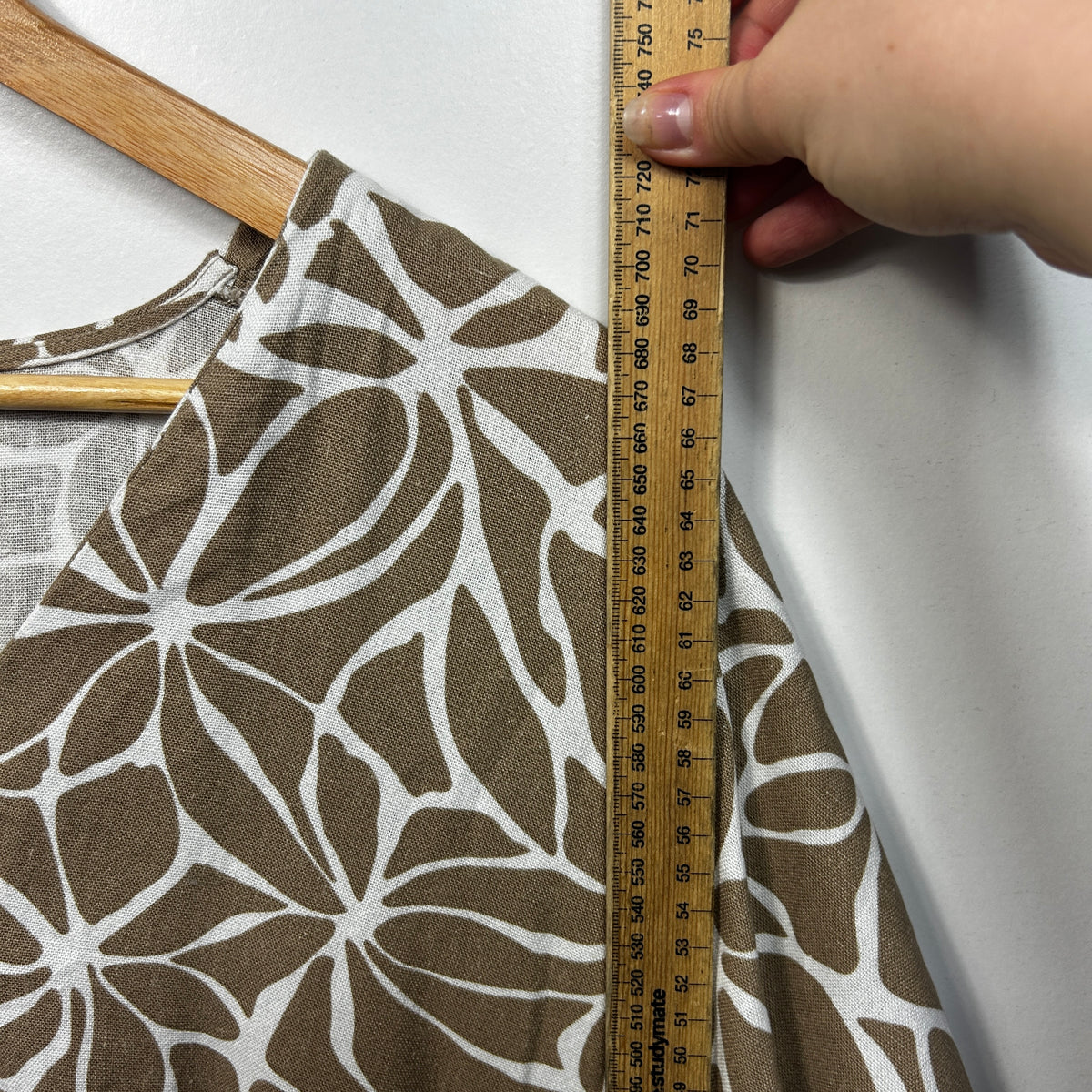 Anko Brown Floral Top - Size 20/22