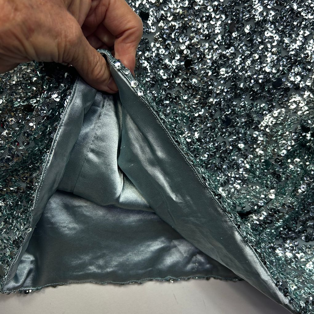 City Chic Silver Sequin Crop Top - Size 18 (fault)