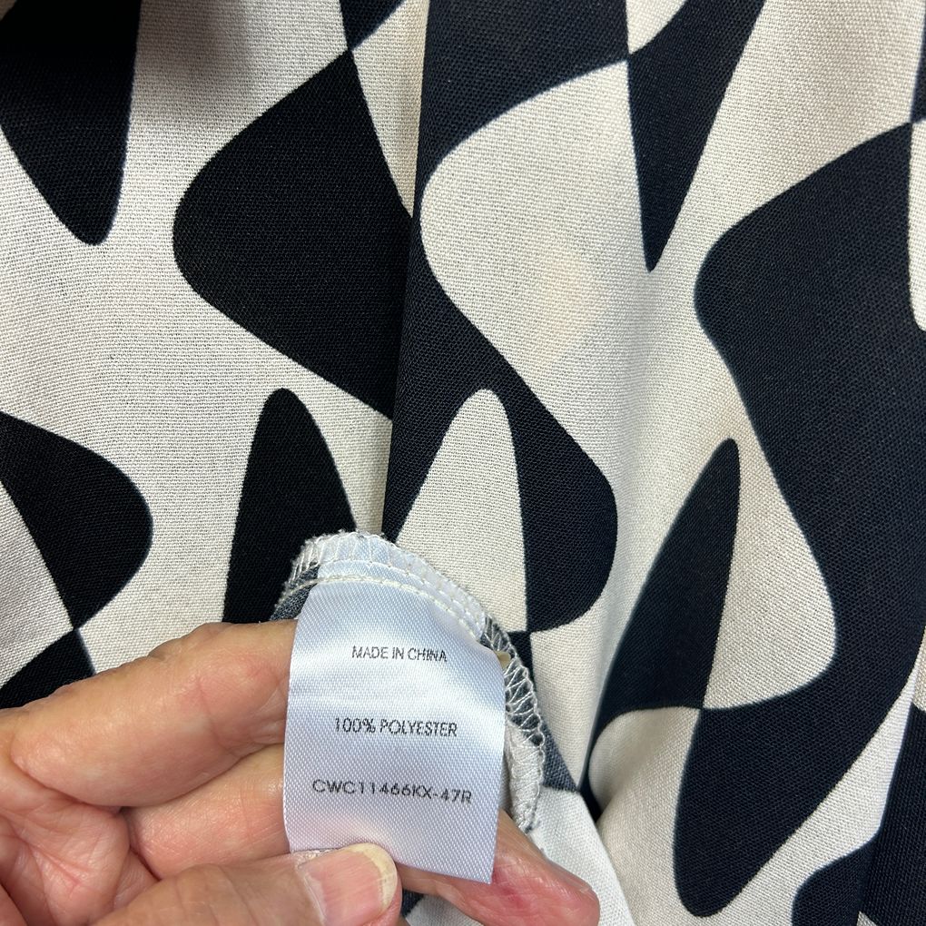 You + All Black and Cream Geometric Shirt - Size 22