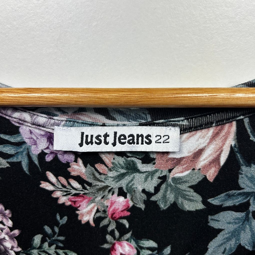 Just Jeans Black Plus Size Foral Top - Size 22