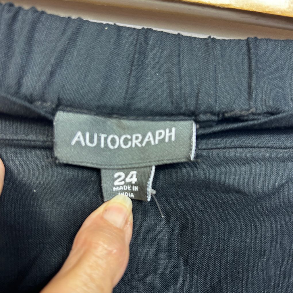 Autograph Black Off Shoulder Broderie Top - Size 24