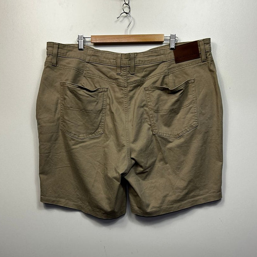 R.M. Williams Khaki Chino Mens Shorts - Size 46
