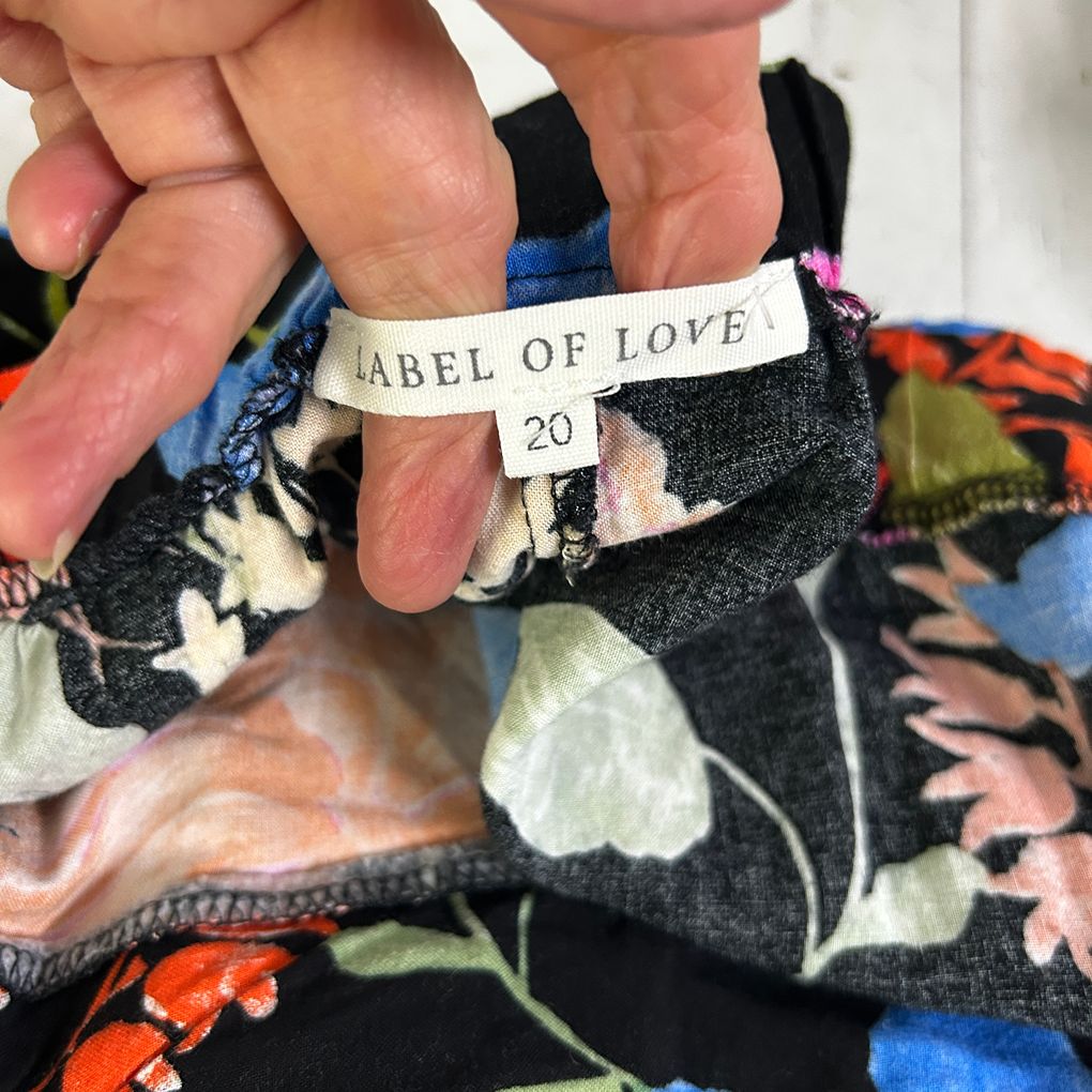 Label of Love Black Floral Wide Leg Plus Size Pants - Size 20