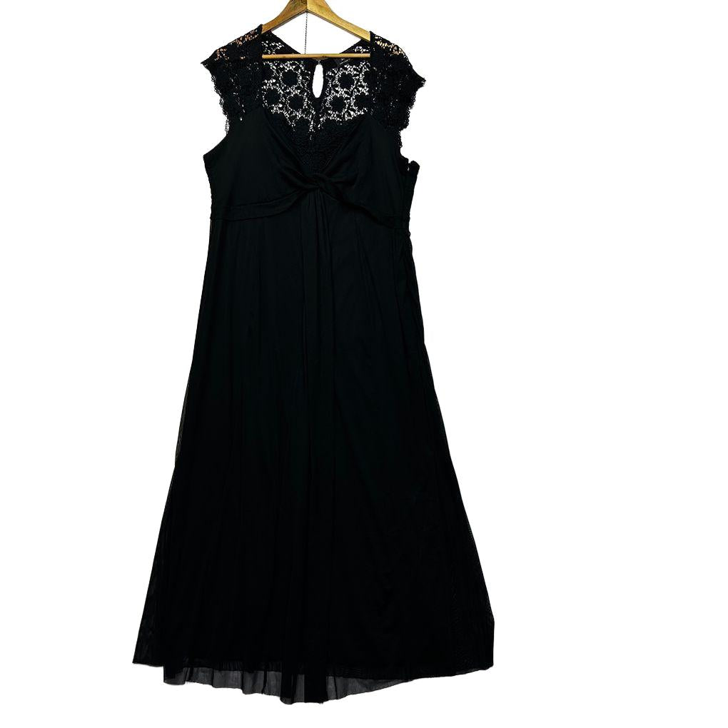 Sara Black Plus Size Lace Maxi Dress - Size 2X