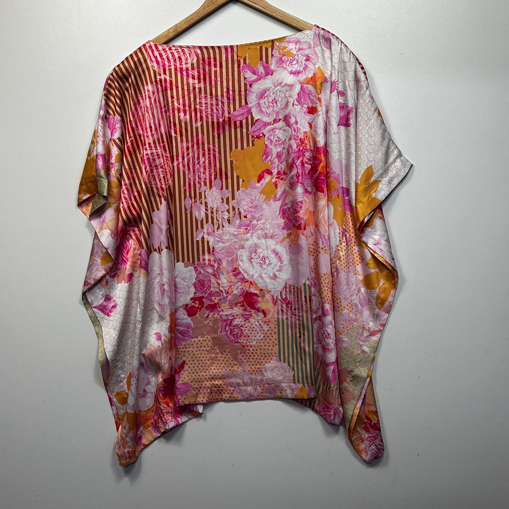 City Chic Pink Plus Size Floral Top - Size M/18