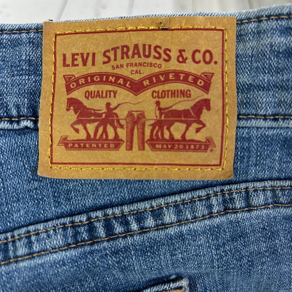 Levi's Blue Distressed Boyfriend Jeans - Size 22W