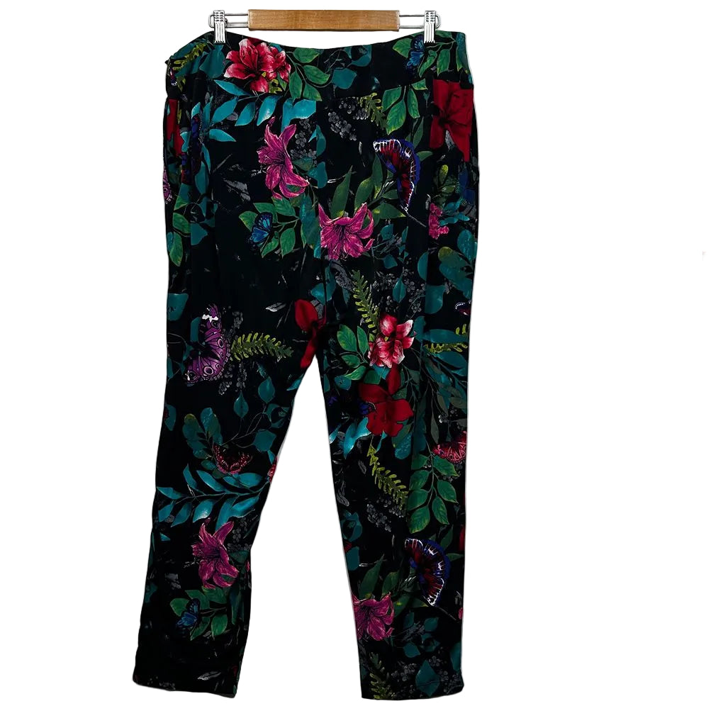 Taking Shape Black Floral Pants - Size 20