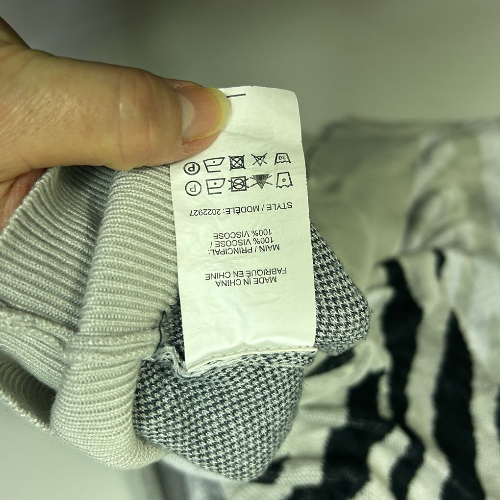 Autograph Grey Print Top - Size 24/XXL