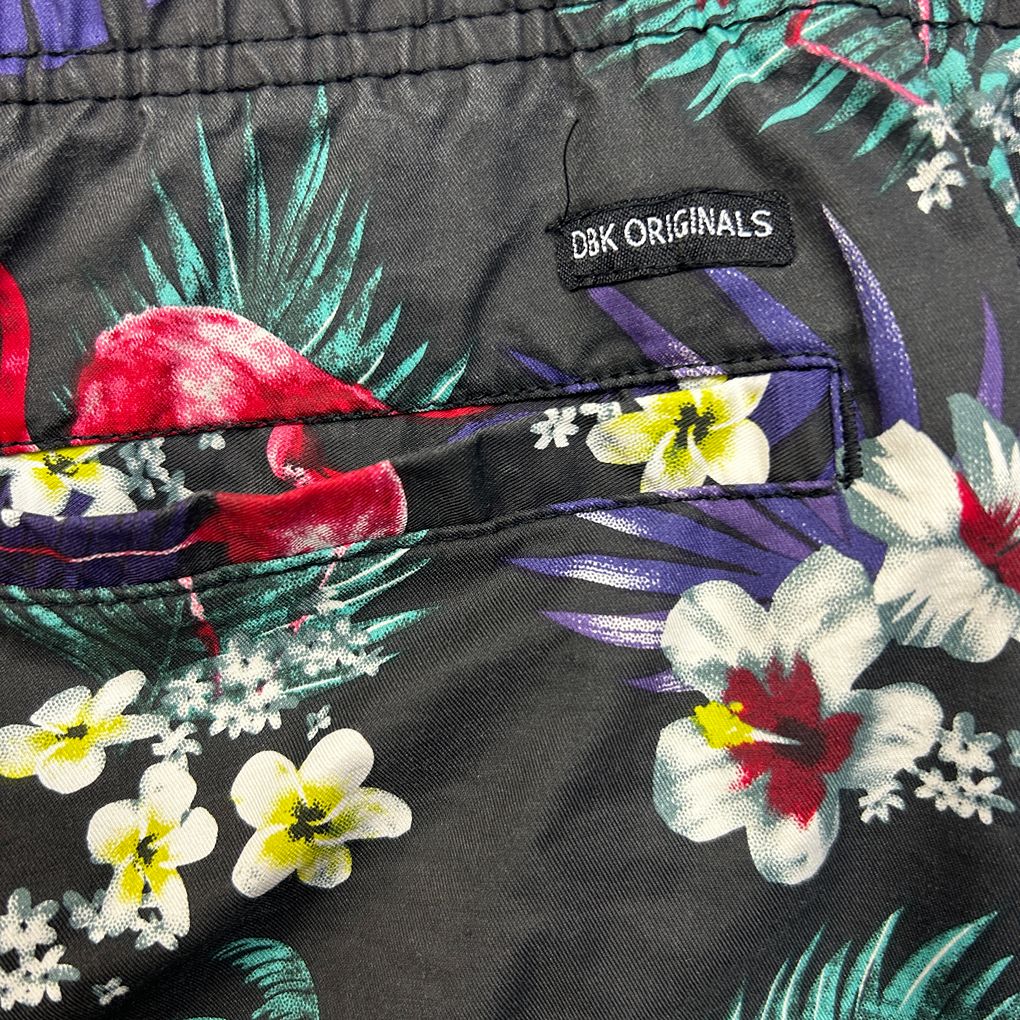 DBK Originals Black Floral Cotton Mens Shorts - Size 127
