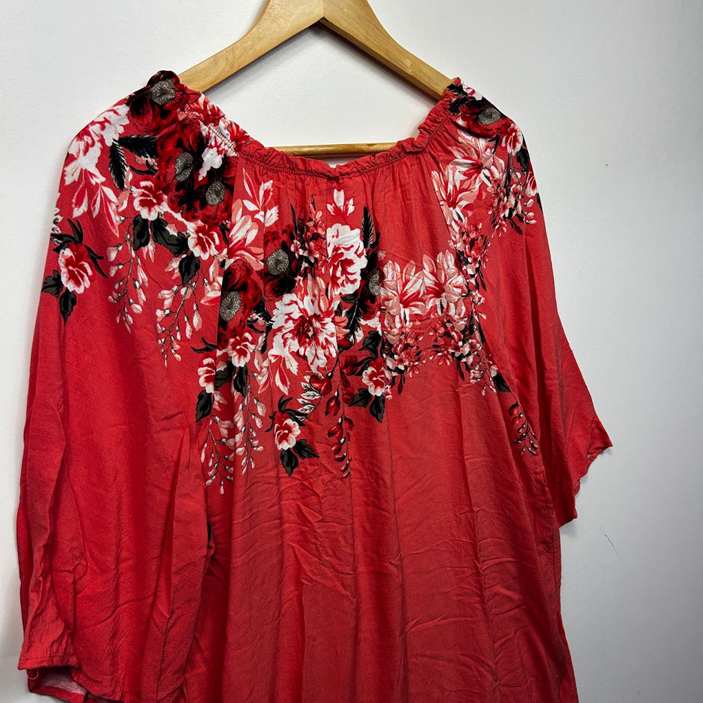 Millers Red Floral Plus Size Top - Size 18
