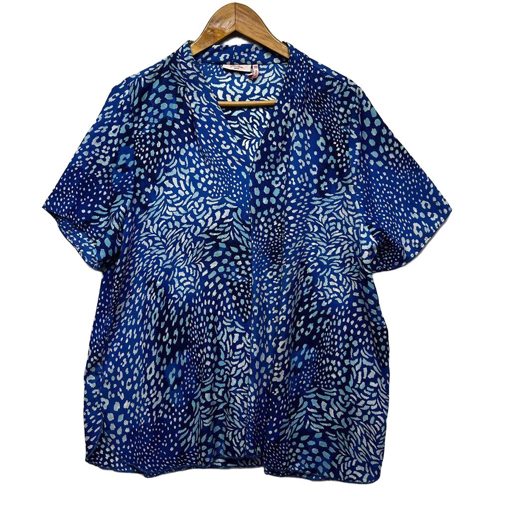 Millers Blue Print Short Sleeve Top - Size 20