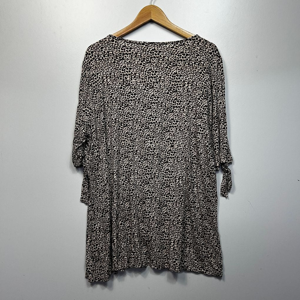 Beme Beige Leopard Print Plus Size Button Front Top - Size S/16