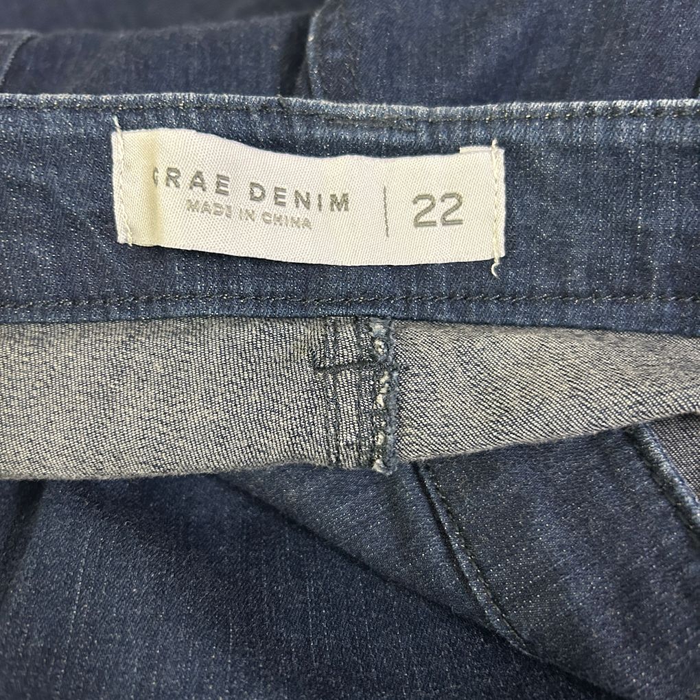 Suzanne Grae Denim Blue Shorts - Size 22