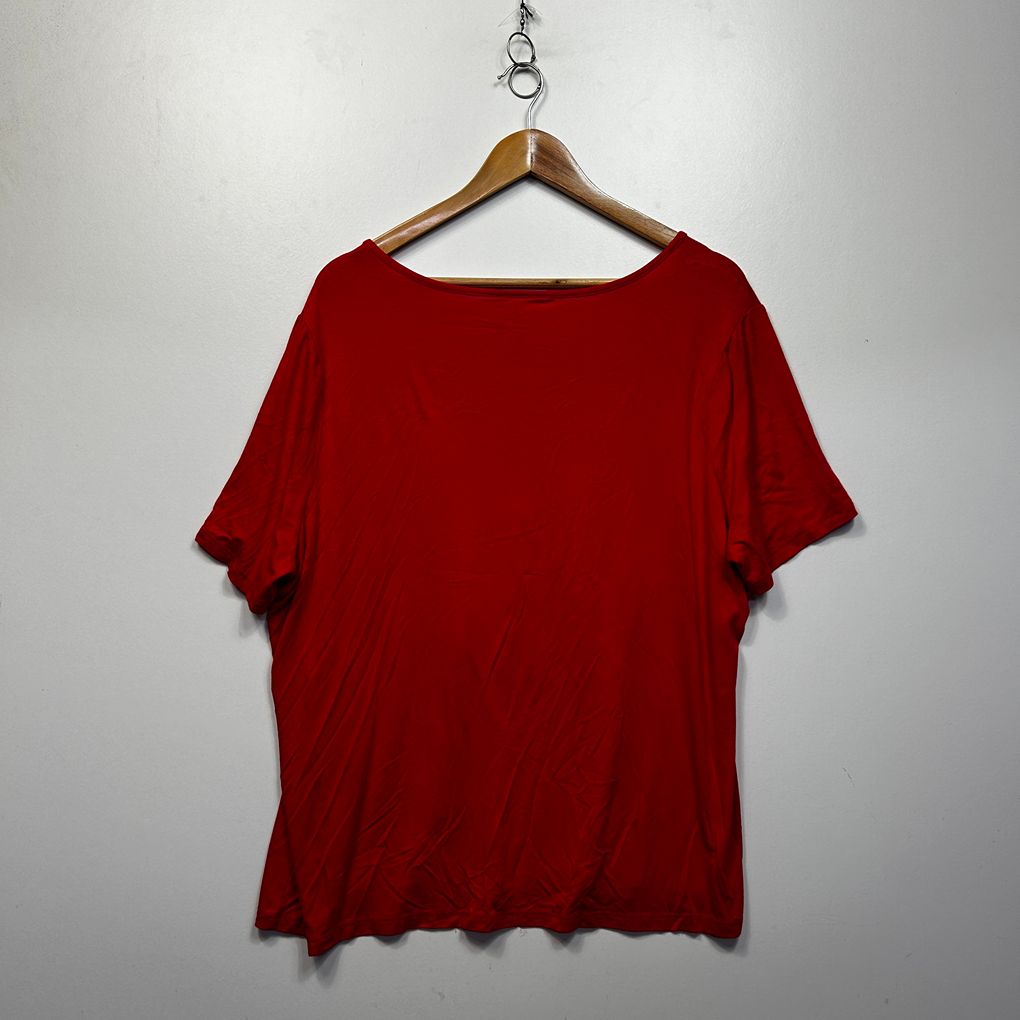 Red Llama Christmas Top - Size 18/20