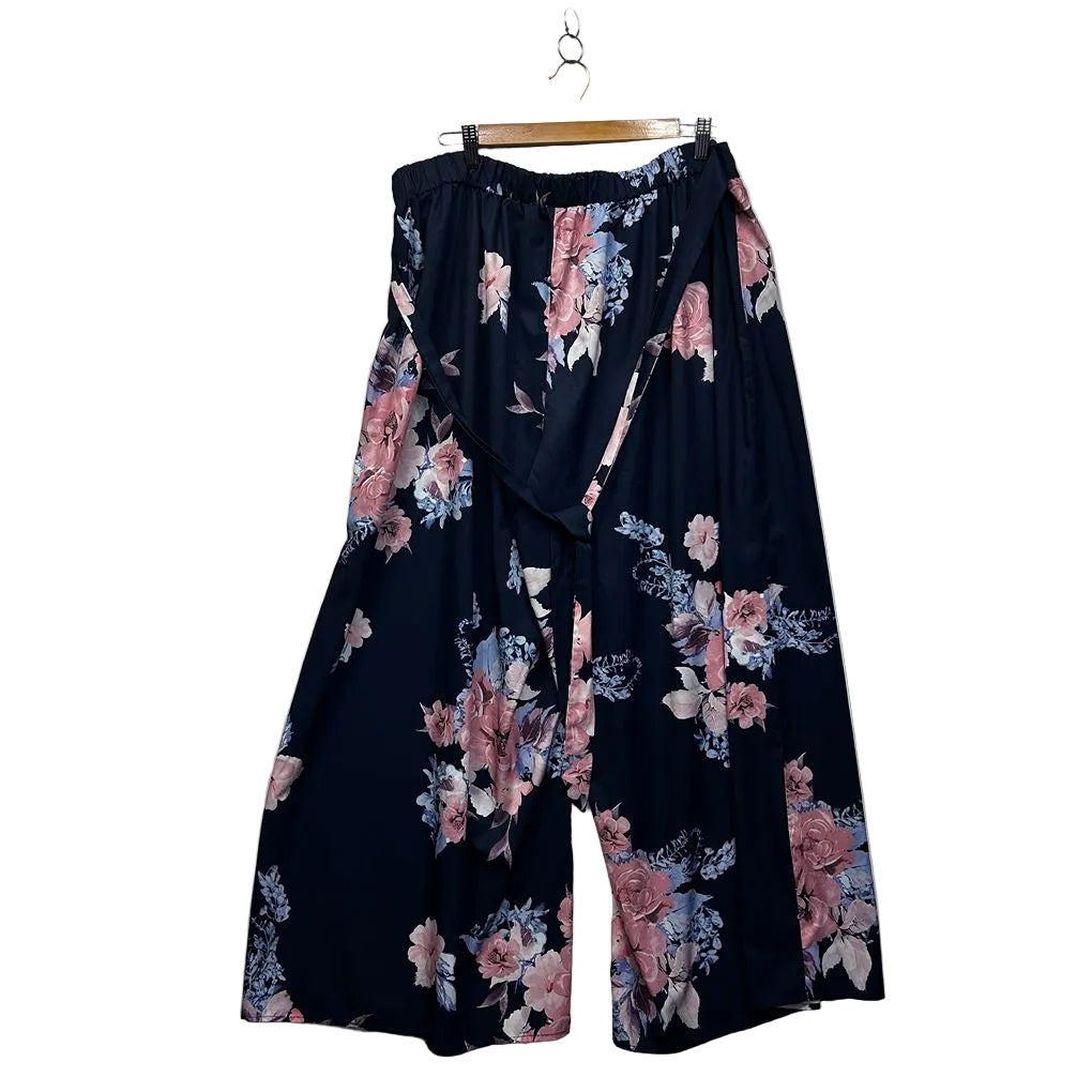 Shein Navy Floral Plus Size Wide Leg Pants - Size 2XL