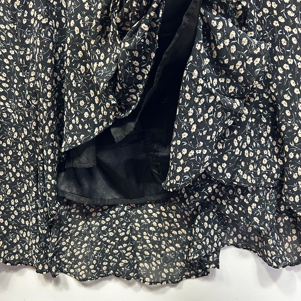 Proud Poppy Black Floral Dress - Size 18