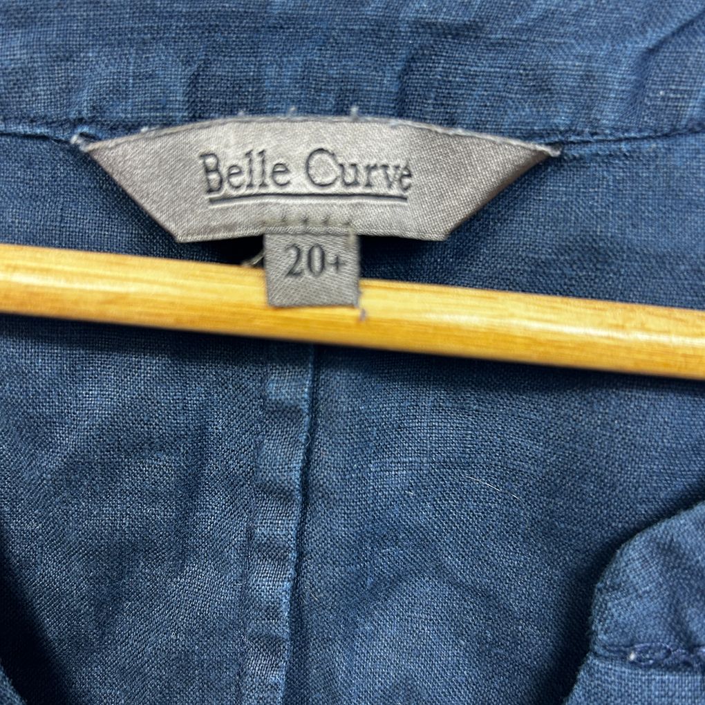 Belle Curve Navy Linen Top - Size 20