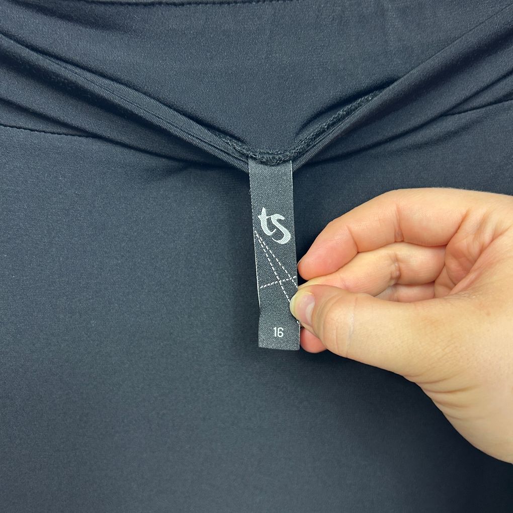 Taking Shape Black Plus Size Longline Skirt - Size 16