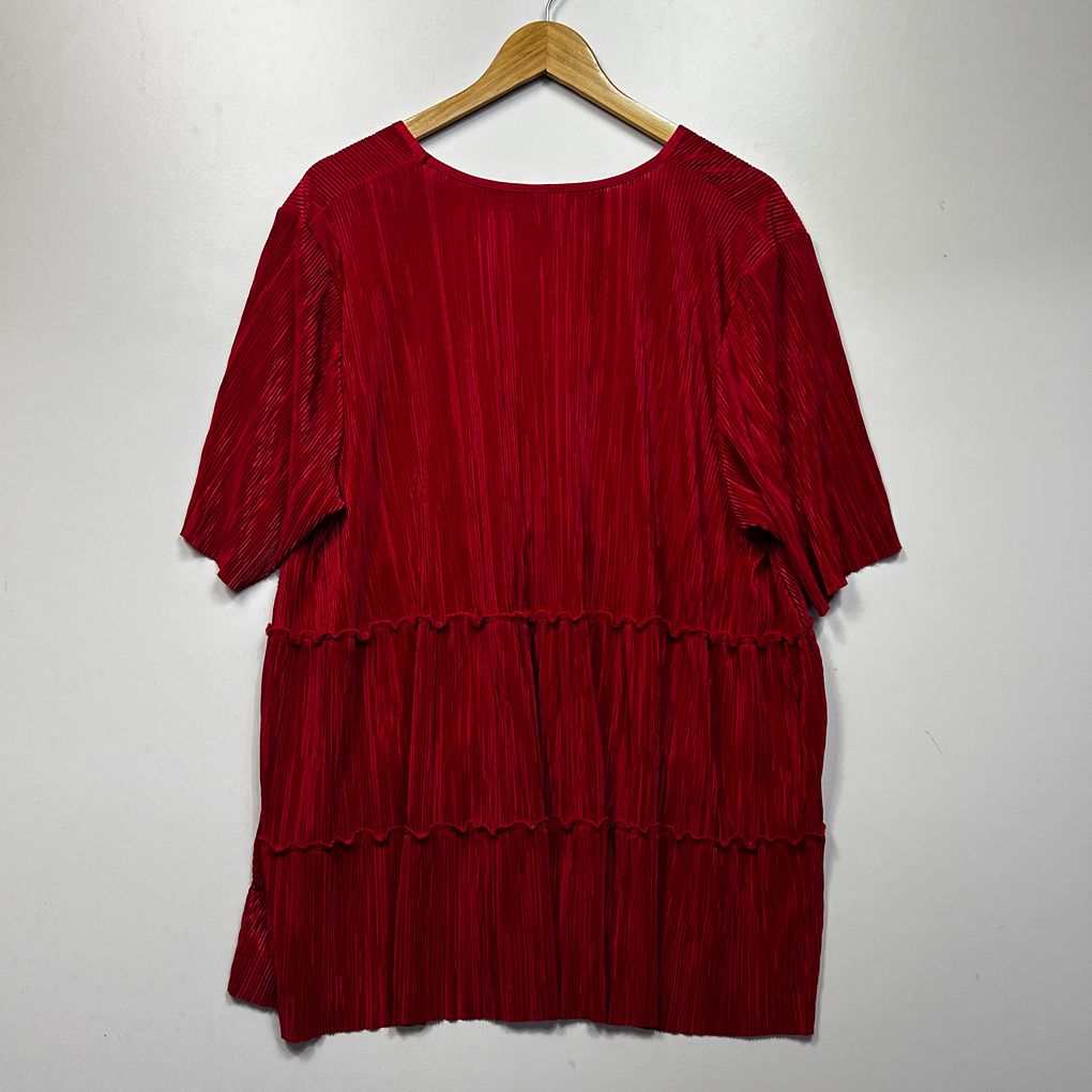 Taking Shape Red Plus Size Tiered Pleated Top - Size 20