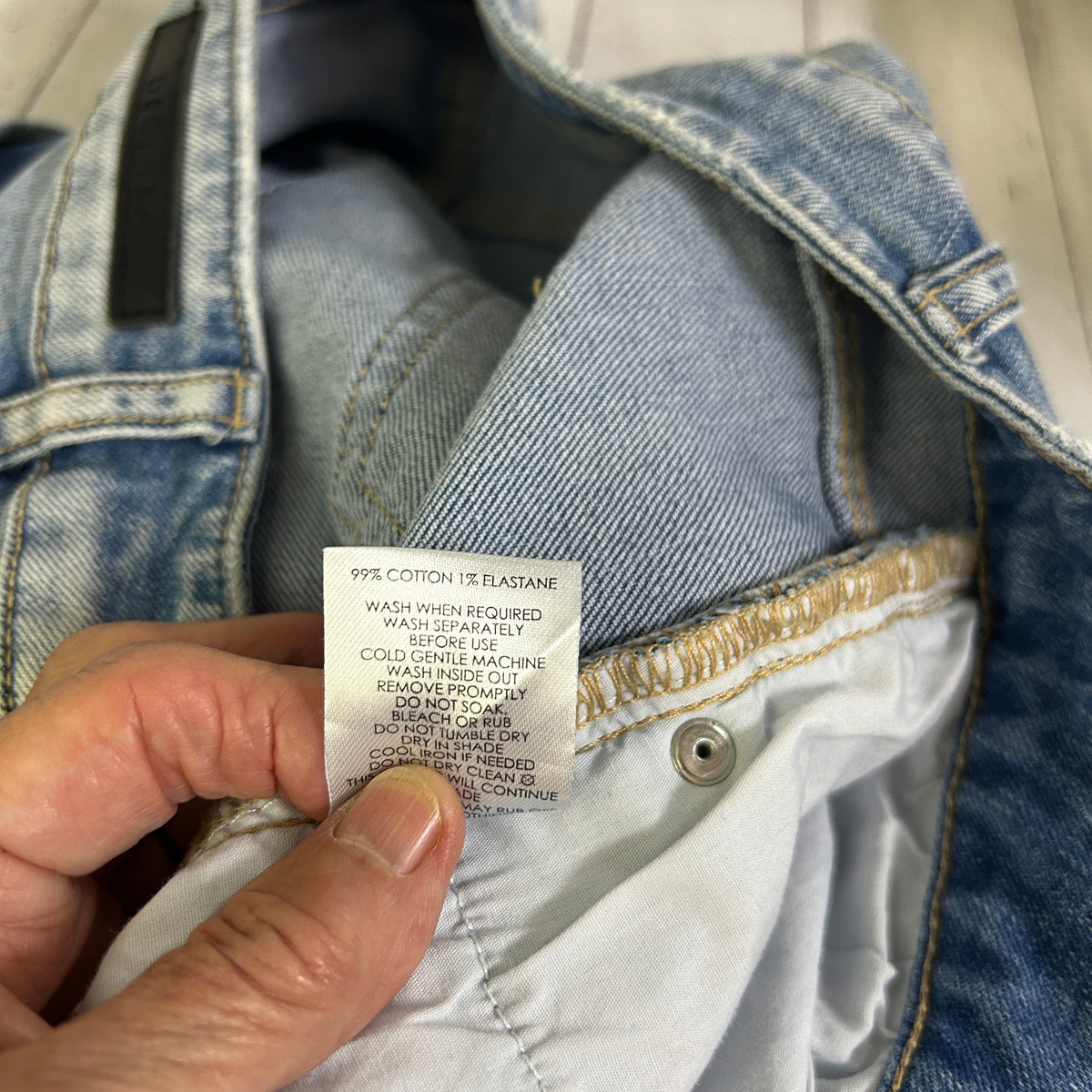 Decjuba Light Blue Jeans - Size 16