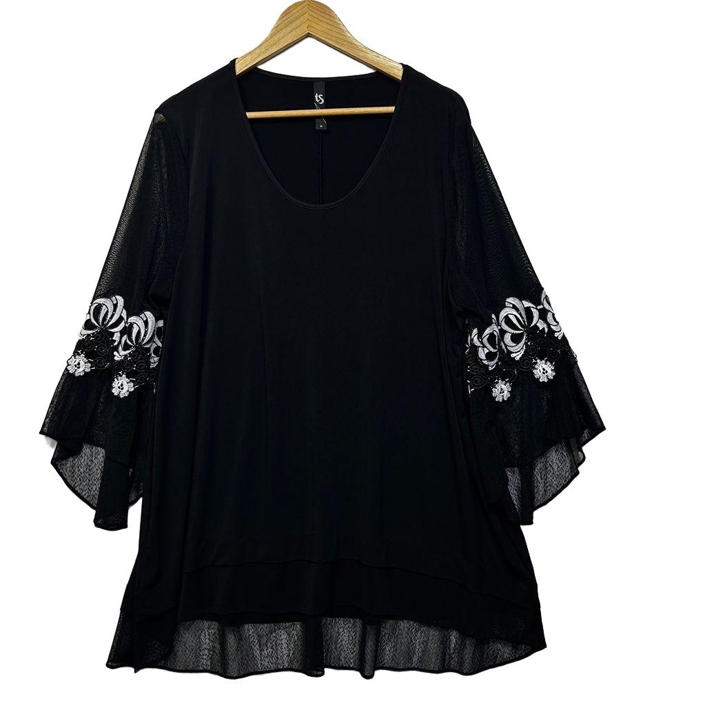 Taking Shape Embroidered Sleeve Top - Size M/18